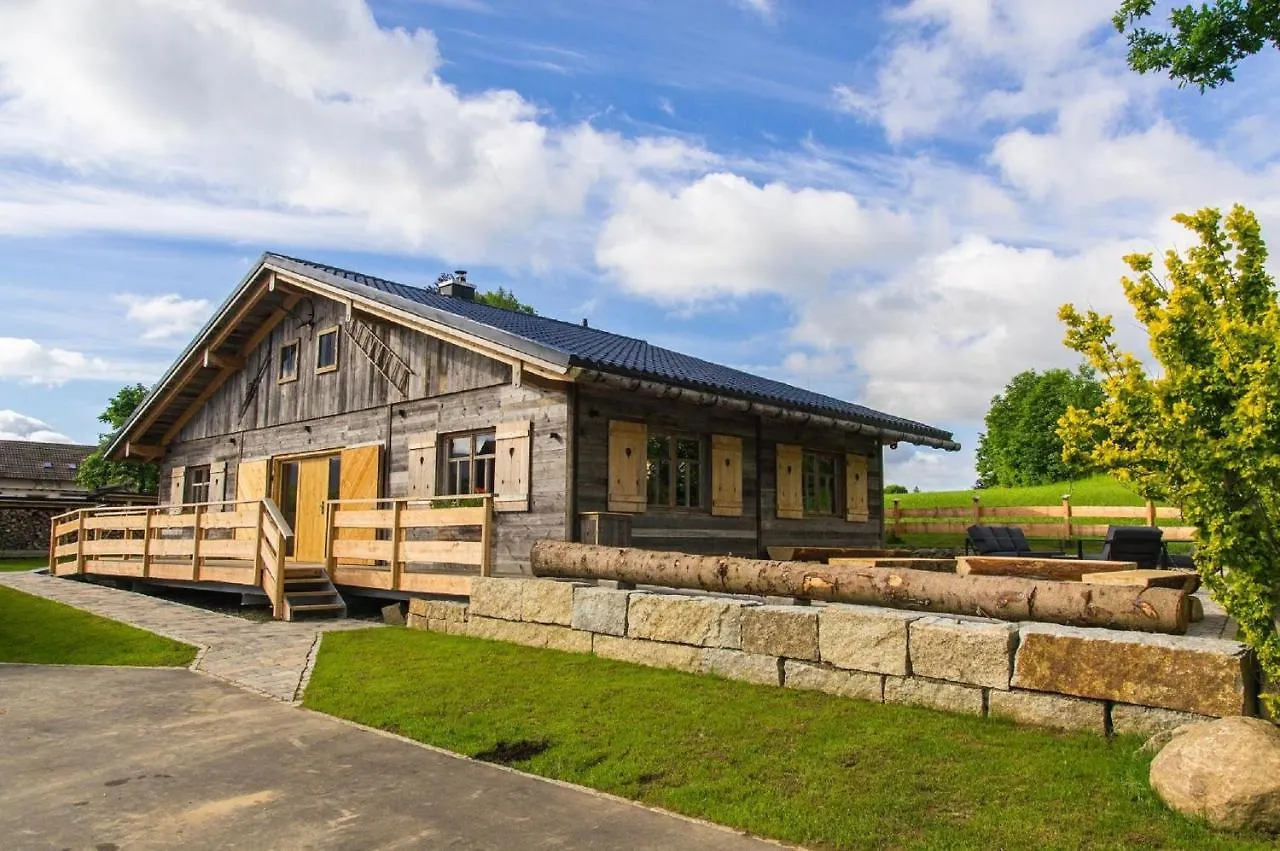 Chalet Am Oelberg Mit Badefass Und Altholzsauna Waldmuenchen Germany